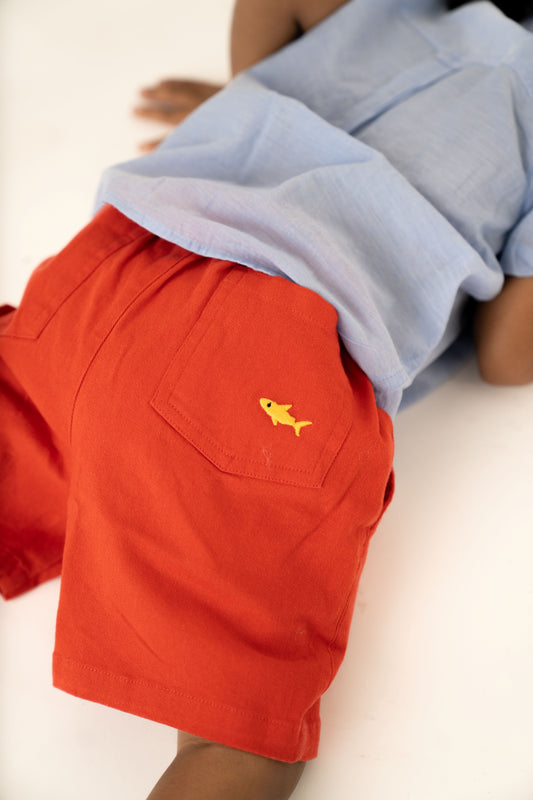 red chino shorts
