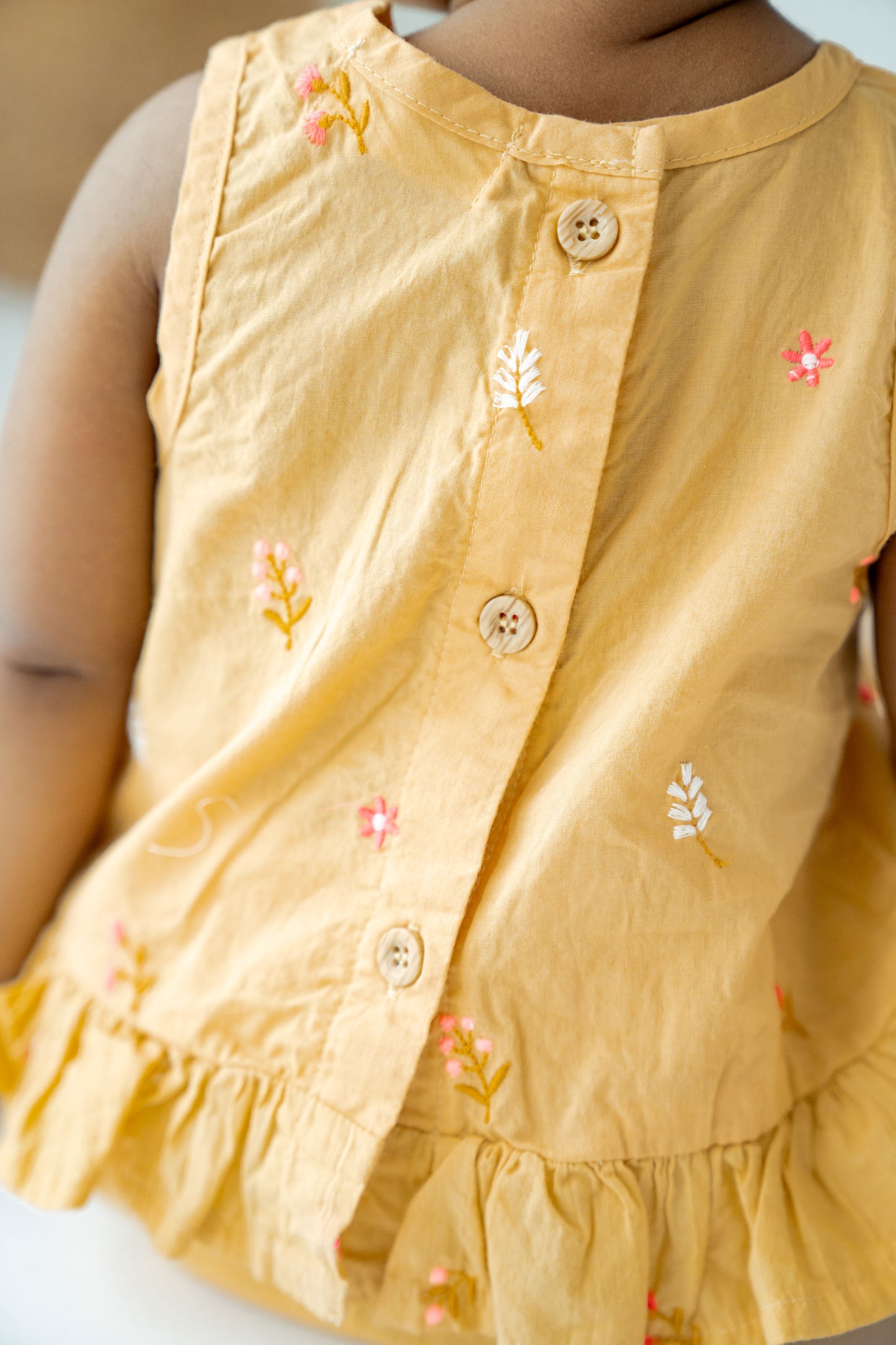 Infant girl's Jhabla and bloomer set