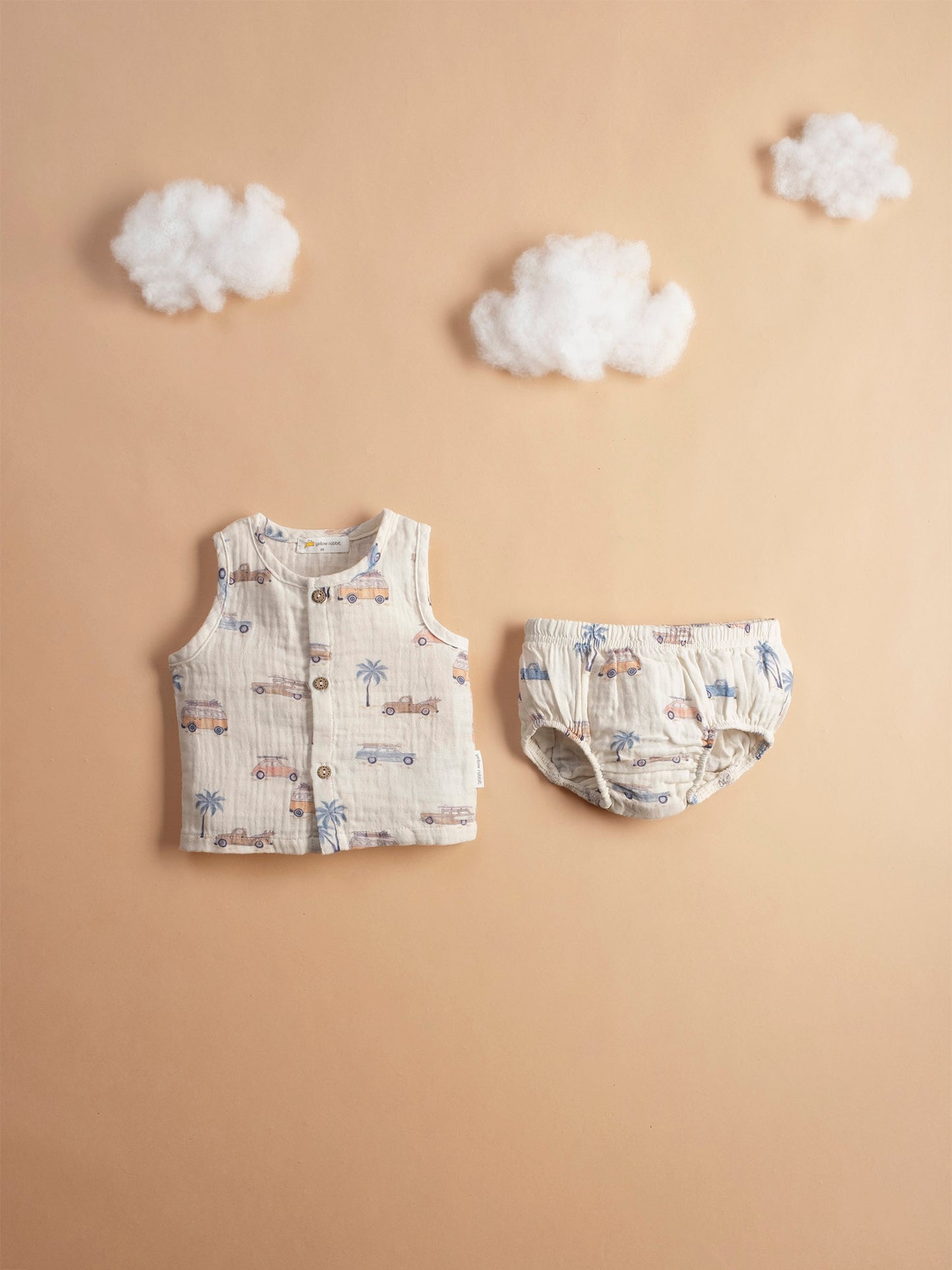 Vintage-inspired muslin jhabla set with matching bloomers for babies-breathable, soft and stylish.
