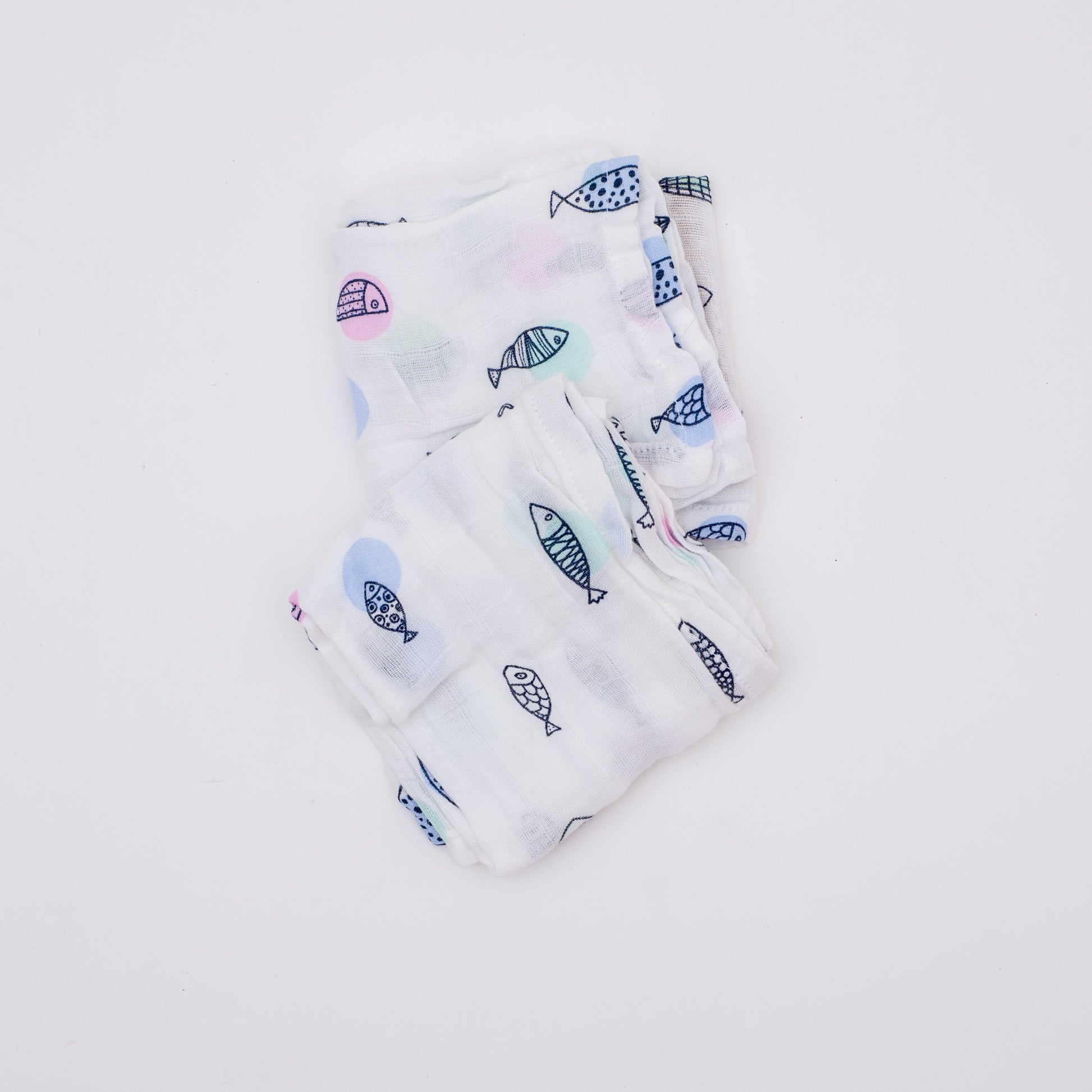 Organic cotton Muslin squares with fish on polka dots print